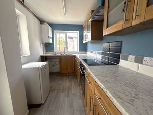 Kitchen- click for photo gallery